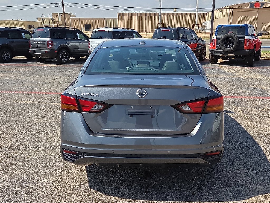 2025 Nissan Altima 2.5 SV