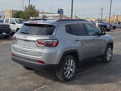 2024 Jeep Compass Latitude Lux