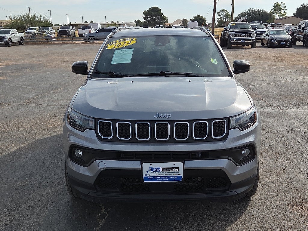 2024 Jeep Compass Latitude Lux