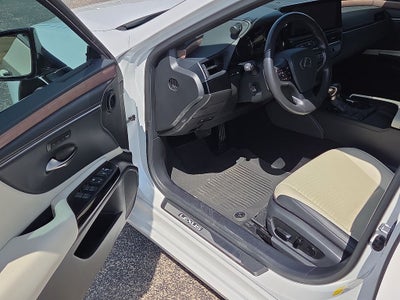 2025 Lexus ES 350