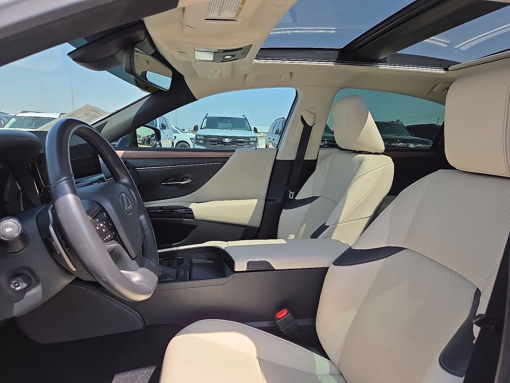 2025 Lexus ES 350