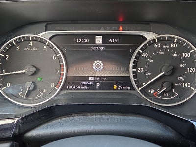 2022 Nissan Pathfinder SL