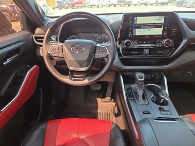 2022 Toyota Highlander XSE