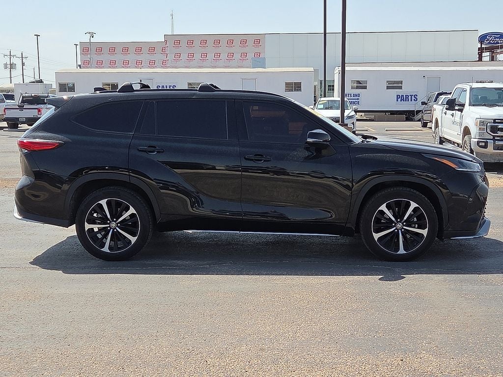2022 Toyota Highlander XSE