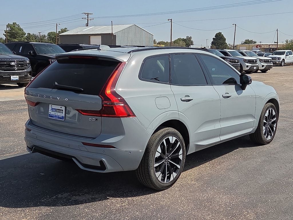 2026 Volvo XC60 B5 Plus