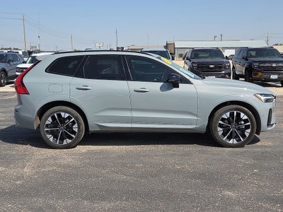 2026 Volvo XC60 B5 Plus