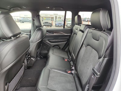 2026 Jeep Grand Cherokee GRAND CHEROKEE LAREDO ALTITUDE 4X4