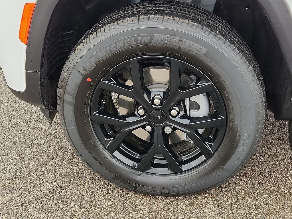 2026 Jeep Grand Cherokee GRAND CHEROKEE LAREDO ALTITUDE 4X4