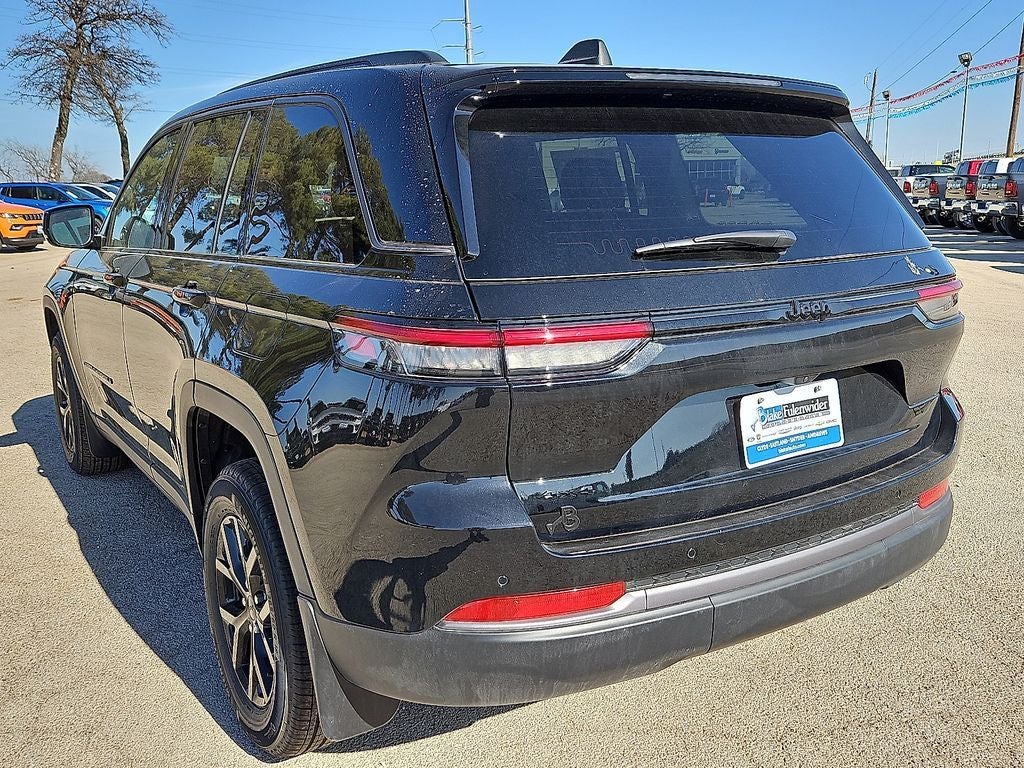2026 Jeep Grand Cherokee GRAND CHEROKEE LAREDO ALTITUDE 4X4