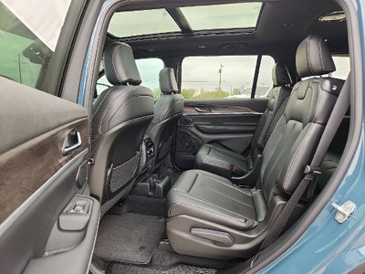 2027 Jeep Grand Cherokee GRAND CHEROKEE L LIMITED 4X2