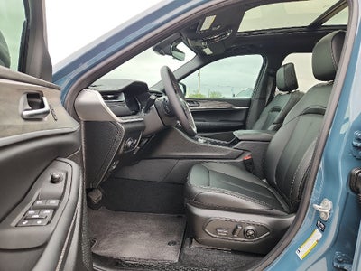 2027 Jeep Grand Cherokee GRAND CHEROKEE L LIMITED 4X2