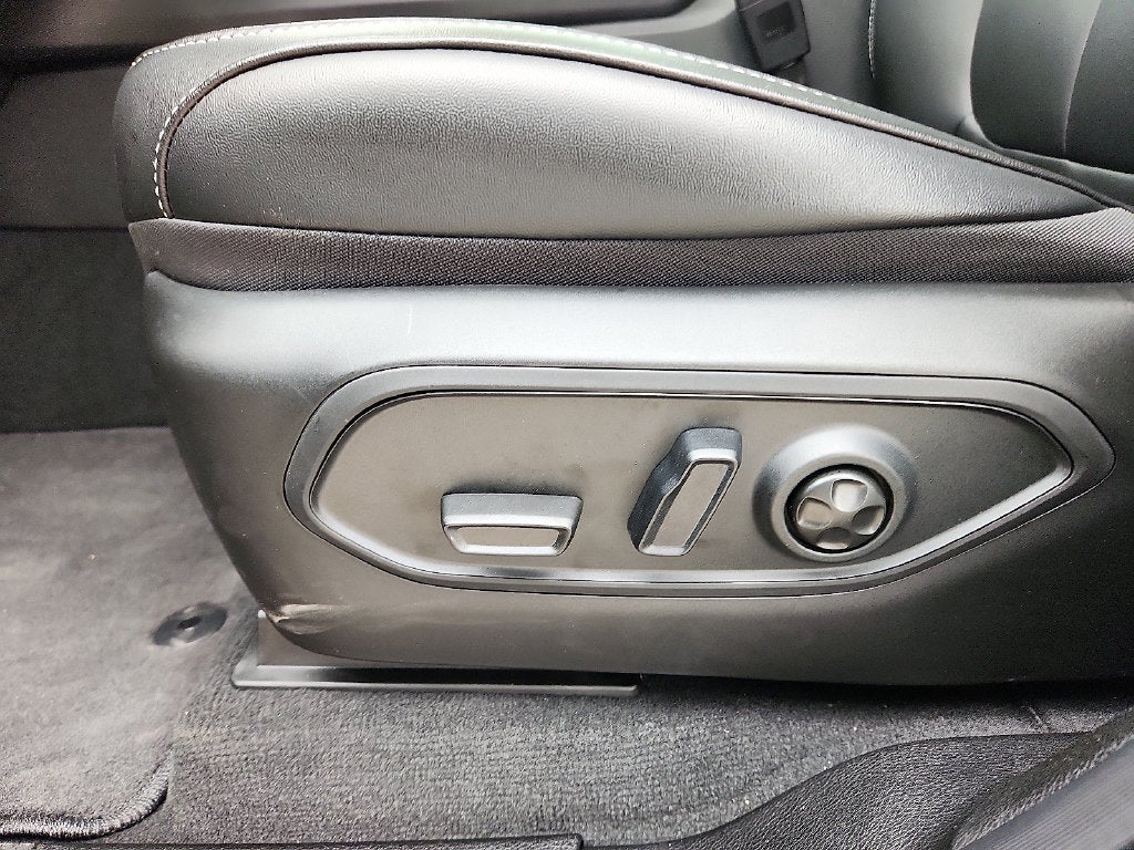 2027 Jeep Grand Cherokee GRAND CHEROKEE L LIMITED 4X2