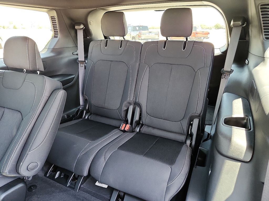 2025 Jeep Grand Cherokee GRAND CHEROKEE L LAREDO X 4X4