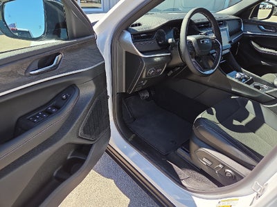 2027 Jeep Grand Cherokee GRAND CHEROKEE L LAREDO ALTITUDE 4X4