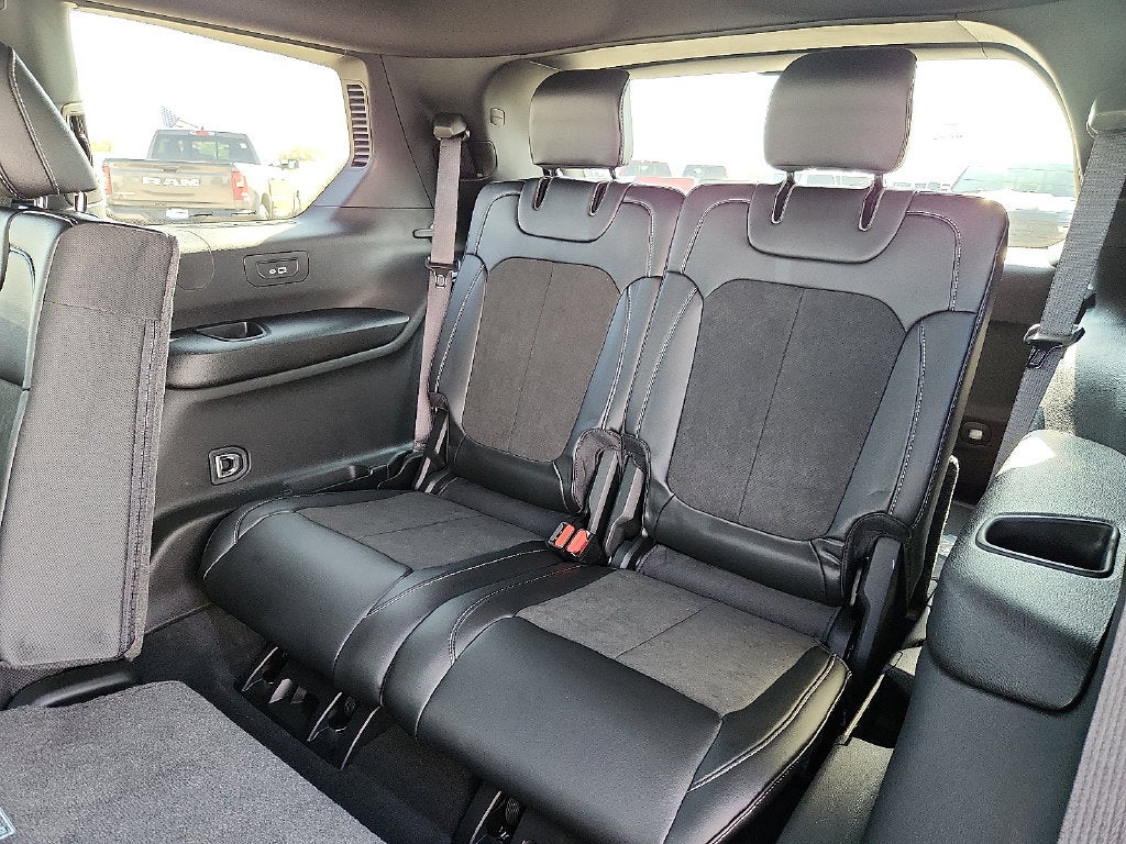 2027 Jeep Grand Cherokee GRAND CHEROKEE L LAREDO ALTITUDE 4X4
