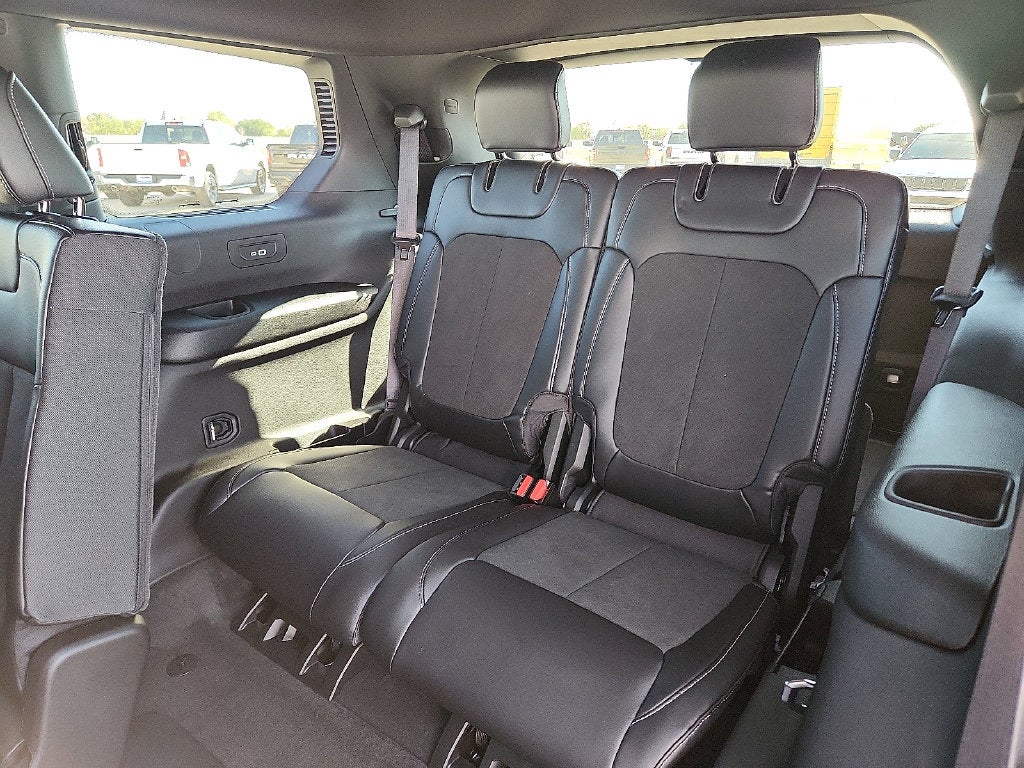 2027 Jeep Grand Cherokee GRAND CHEROKEE L LAREDO ALTITUDE 4X4
