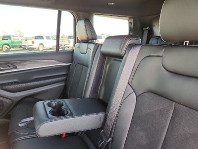 2027 Jeep Grand Cherokee GRAND CHEROKEE L LAREDO ALTITUDE 4X4
