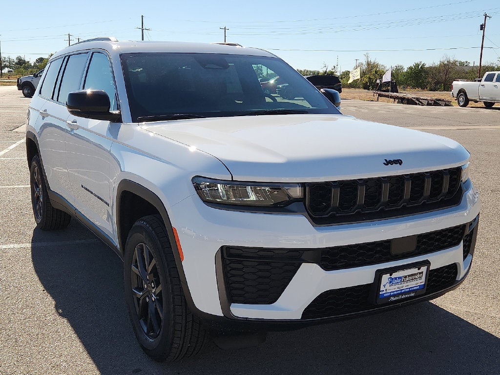 2027 Jeep Grand Cherokee GRAND CHEROKEE L LAREDO ALTITUDE 4X4