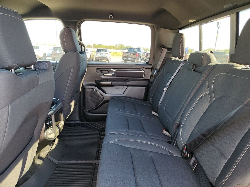 2025 RAM 1500 RAM 1500 LONE STAR CREW CAB 4X2 5'7' BOX