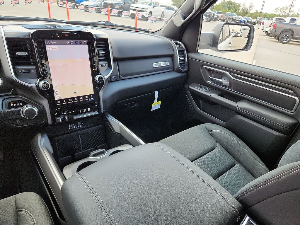 2025 RAM 1500 RAM 1500 LONE STAR CREW CAB 4X2 5'7' BOX