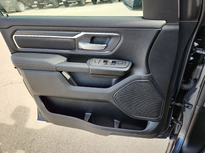 2025 RAM 1500 RAM 1500 LONE STAR CREW CAB 4X2 5'7' BOX
