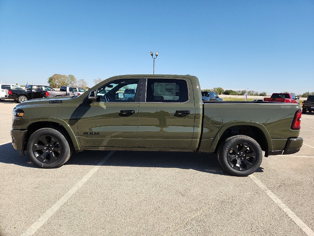 2027 RAM 1500 RAM 1500 LONE STAR CREW CAB 4X2 5'7' BOX