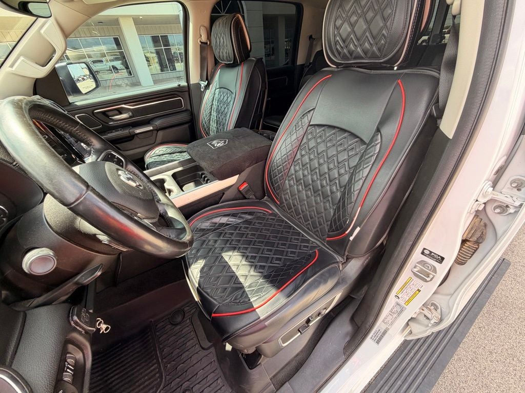 2022 RAM 1500 Laramie Crew Cab 4x2 5'7' Box
