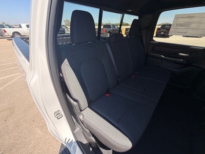 2026 RAM 1500 RAM 1500 EXPRESS CREW CAB 4X4 5'7' BOX