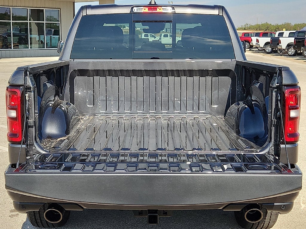 2027 RAM 1500 RAM 1500 LONE STAR CREW CAB 4X4 5'7' BOX