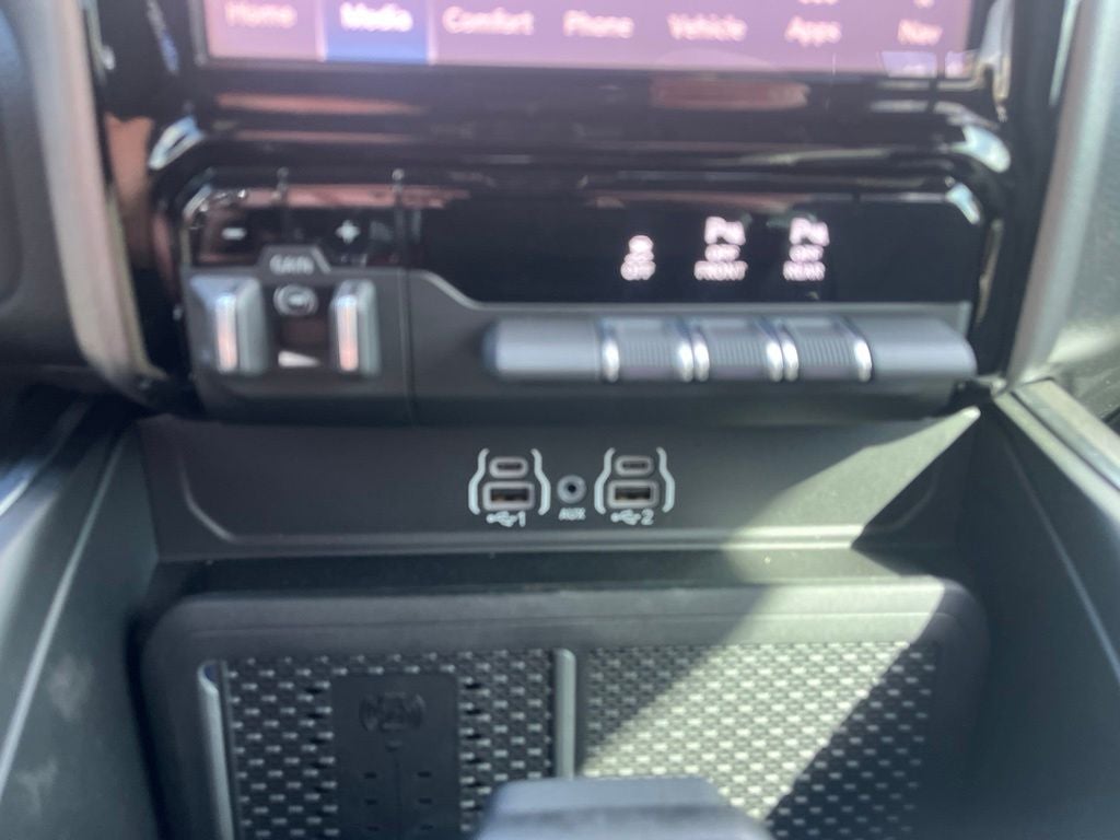 2026 RAM 1500 Lone Star Crew Cab 4x4 5'7' Box