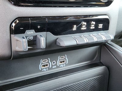 2026 RAM 1500 RAM 1500 LONE STAR CREW CAB 4X4 5'7' BOX