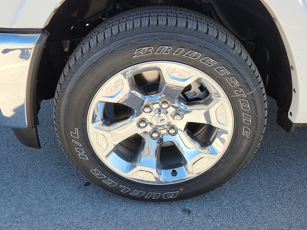 2026 RAM 1500 RAM 1500 LONE STAR CREW CAB 4X4 5'7' BOX