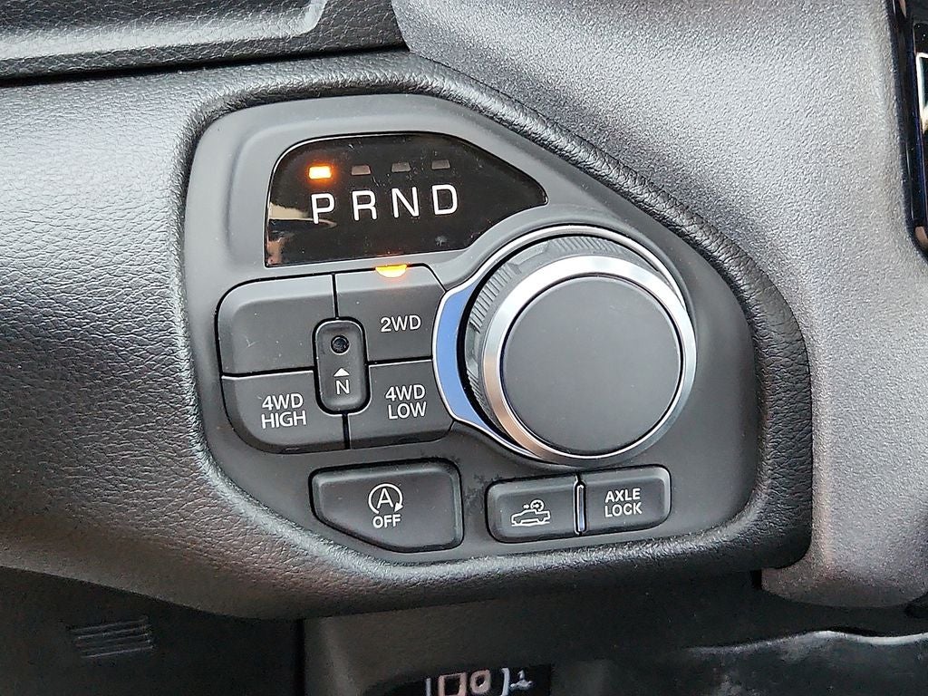 2026 RAM 1500 RAM 1500 WARLOCK CREW CAB 4X4 5'7' BOX