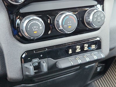 2026 RAM 1500 RAM 1500 WARLOCK CREW CAB 4X4 5'7' BOX