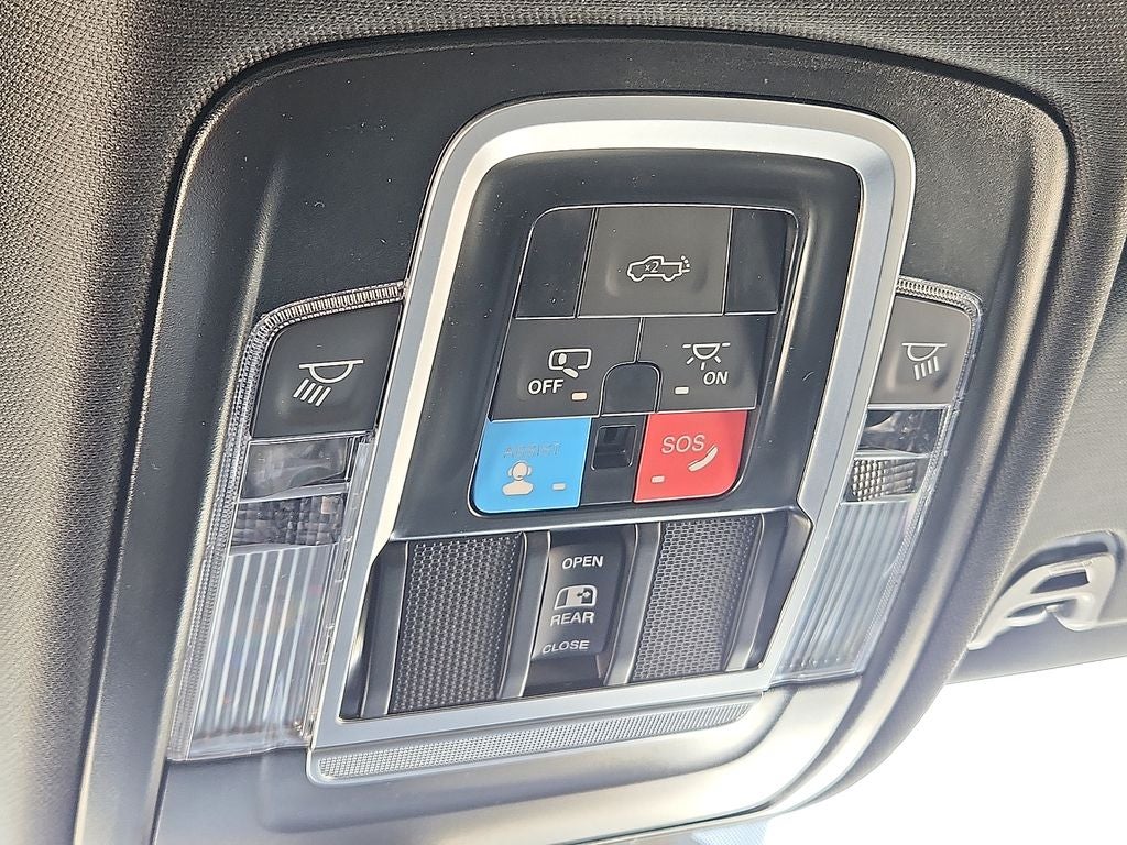 2027 RAM Ram 1500 RAM 1500 LARAMIE CREW CAB 4X4 5'7' BOX