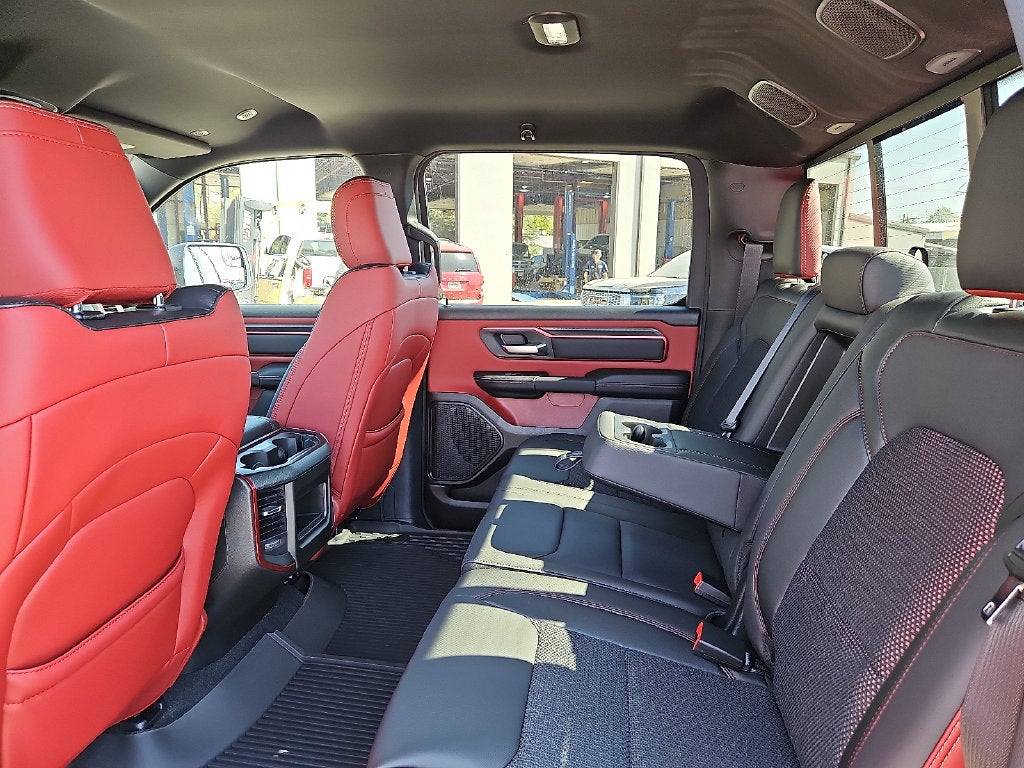 2027 RAM 1500 RAM 1500 REBEL CREW CAB 4X4 5'7' BOX