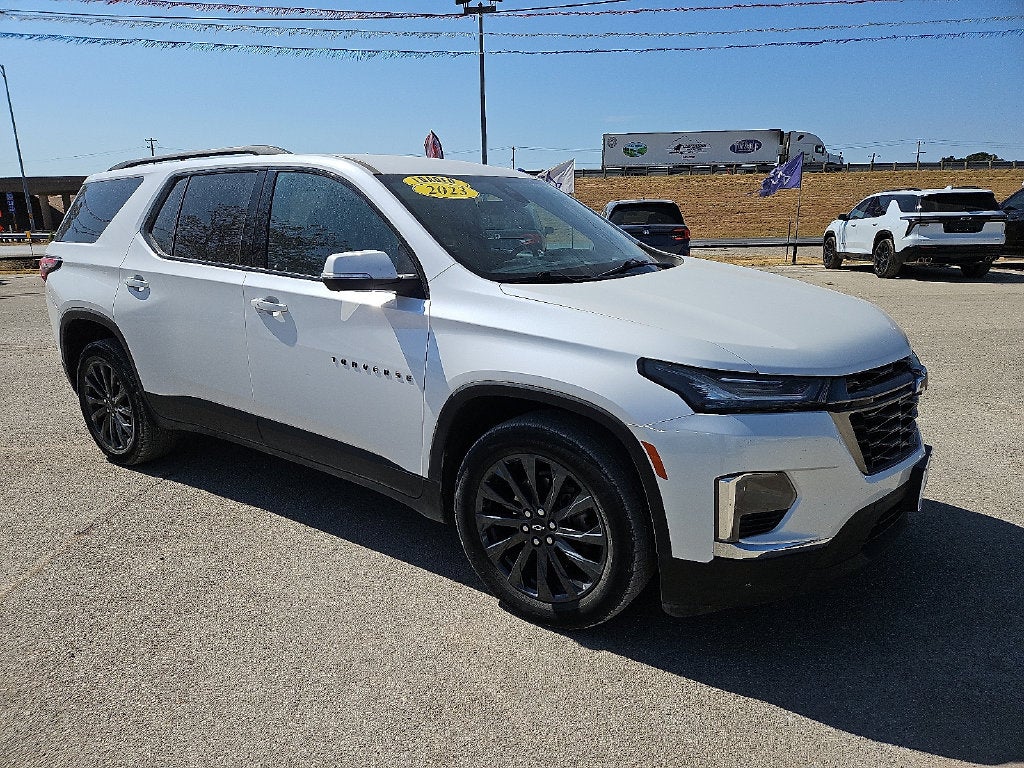 2023 Chevrolet Traverse RS