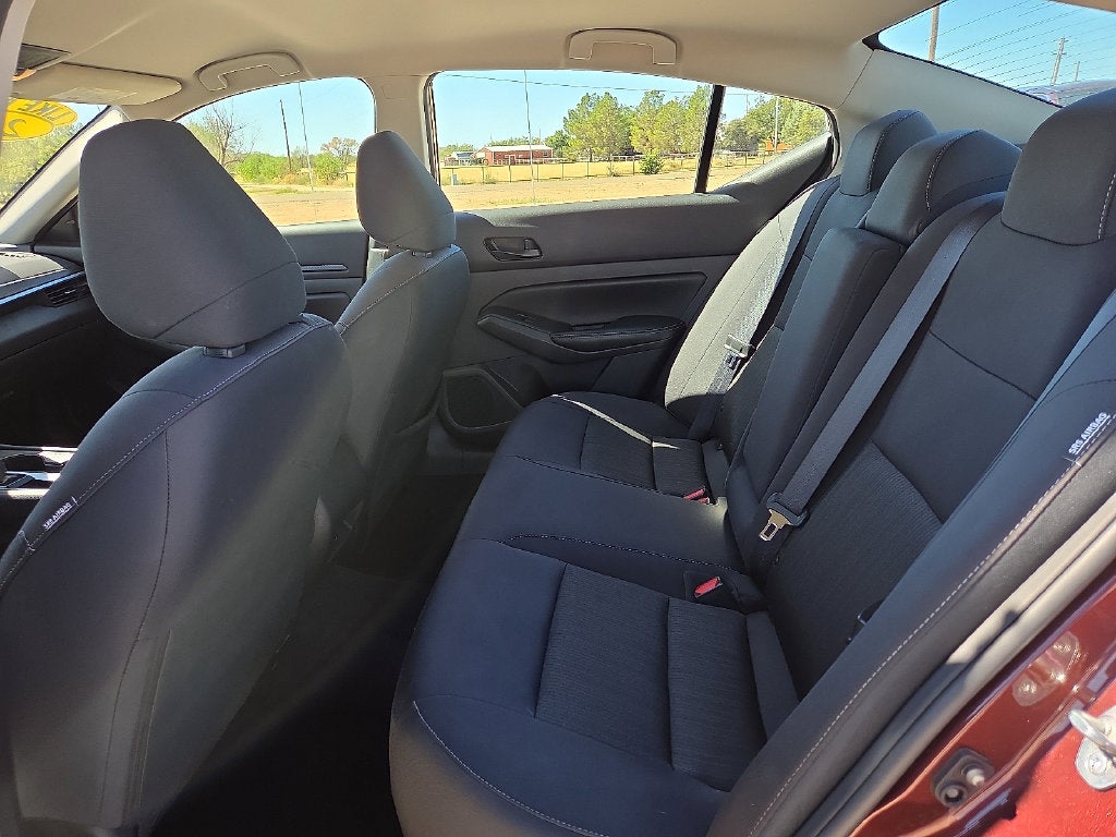2025 Nissan Altima SV FWD