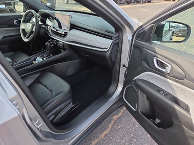 2024 Jeep Compass Latitude Lux FWD