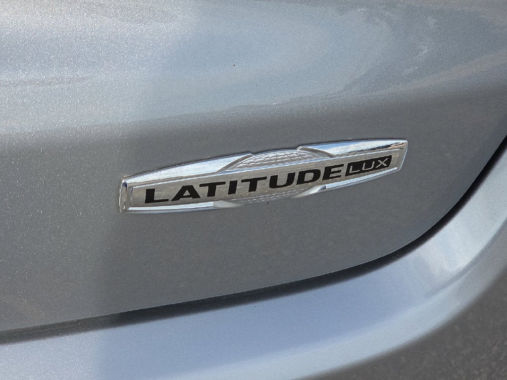 2024 Jeep Compass Latitude Lux FWD