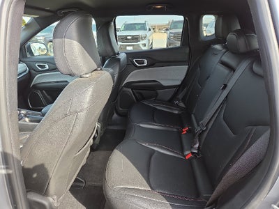 2024 Jeep Compass Latitude Lux FWD