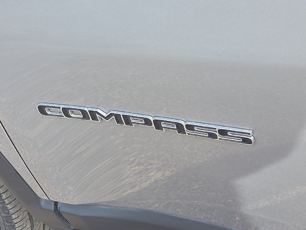 2024 Jeep Compass Latitude Lux FWD