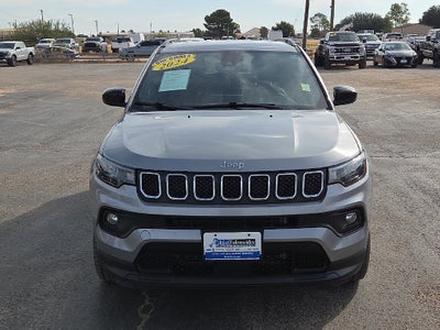 2024 Jeep Compass Latitude Lux FWD