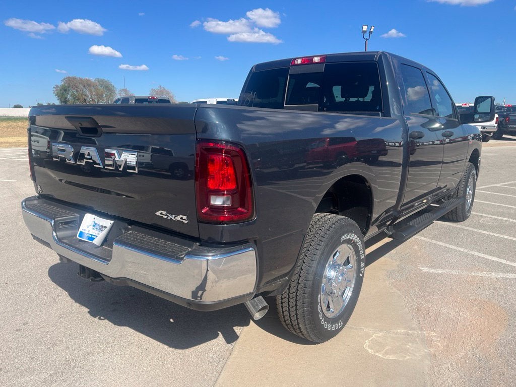 2026 RAM 2500 RAM 2500 TRADESMAN CREW CAB 4X4 6'4' BOX
