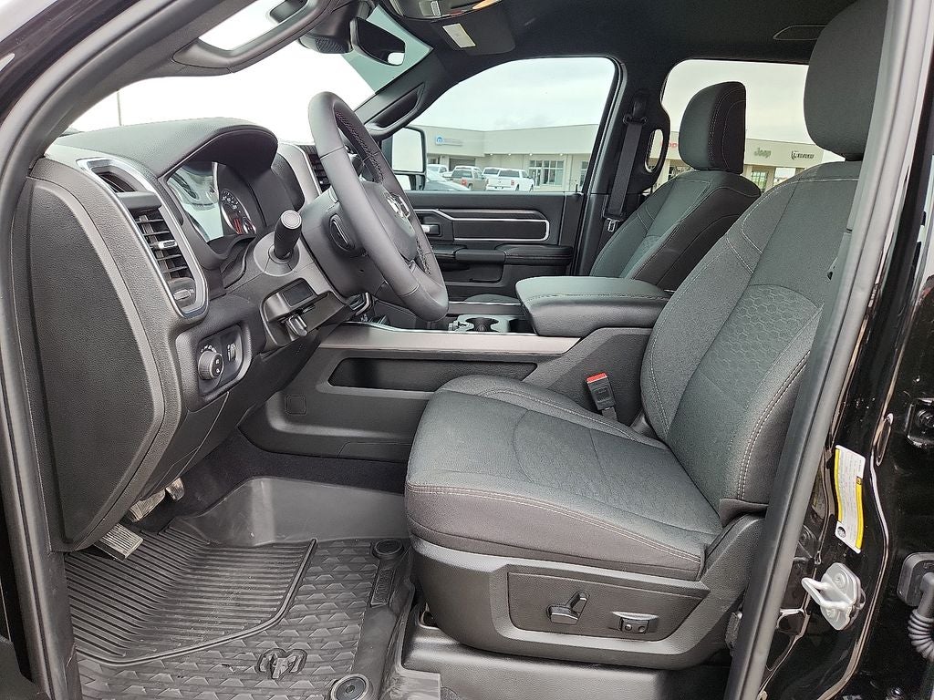 2025 RAM 2500 RAM 2500 BIG HORN CREW CAB 4X4 6'4' BOX