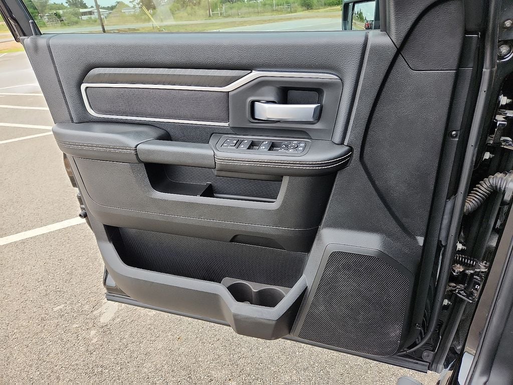 2025 RAM 2500 RAM 2500 BIG HORN CREW CAB 4X4 6'4' BOX