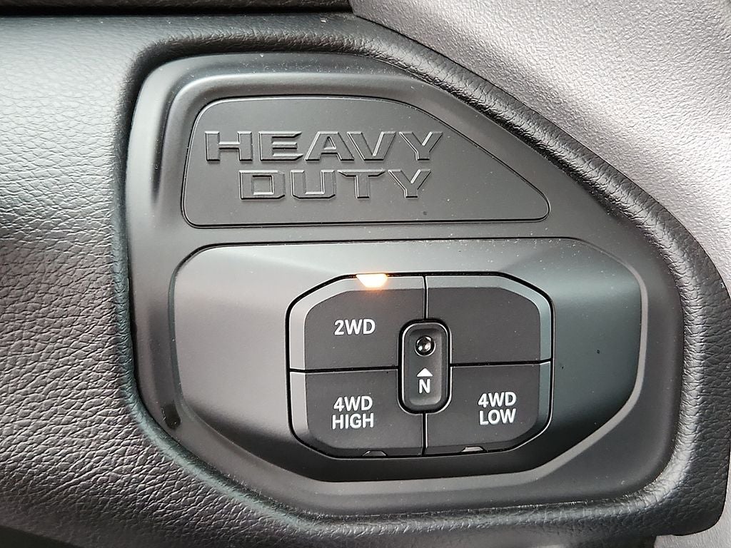 2025 RAM 2500 RAM 2500 BIG HORN CREW CAB 4X4 6'4' BOX