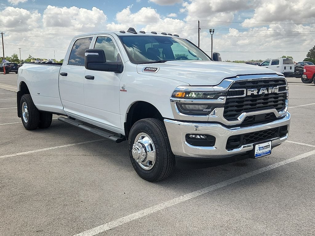 2026 RAM Ram 3500 RAM 3500 TRADESMAN CREW CAB 4X4 8' BOX