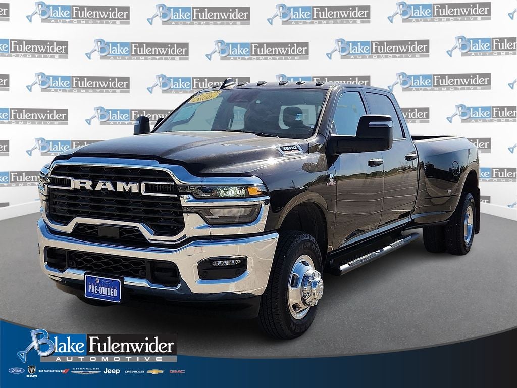 2026 RAM 3500 Tradesman Crew Cab 4x4 8' Box