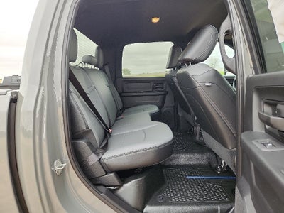 2027 RAM 3500 RAM 3500 TRADESMAN CREW CAB 4X4 8' BOX
